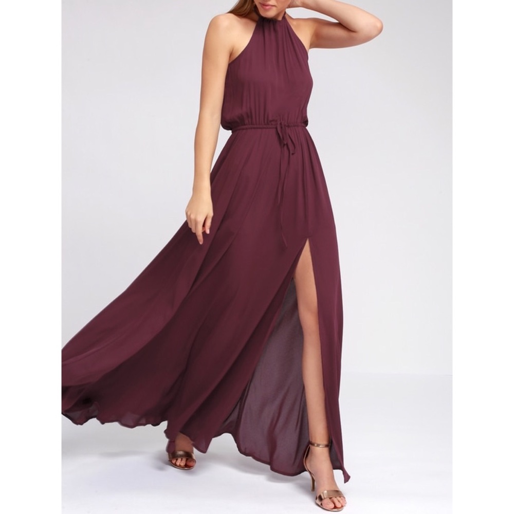 ❗️🆕 Lulus maxi dress - Picture 2 of 6